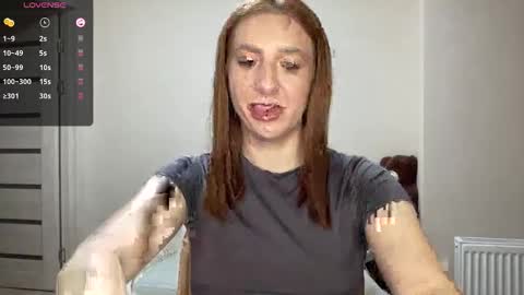 Snapshot of hot_lliinns chatting on January 7, 6:21 pm Lina online show from January 7, 6:21 pm