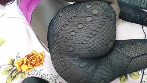 Snapshot of hot_marrie chatting on December 7, 10:28 pm Marrie online show from December 7, 10:28 pm