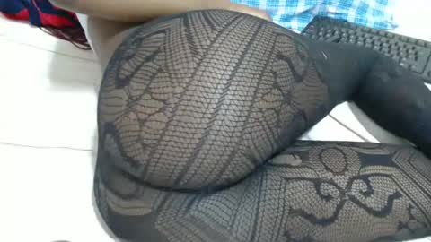 Snapshot of hot_marrie chatting on December 13, 2:49 pm Marrie online show from December 13, 2:49 pm