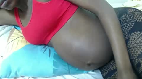 Snapshot of hot_marrie chatting on December 29, 7:17 am Marrie online show from December 29, 7:17 am