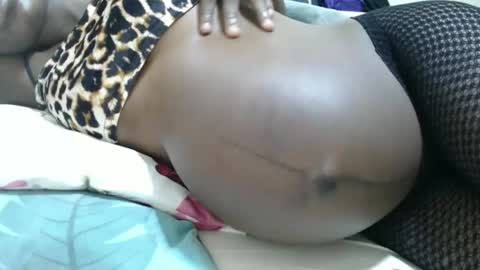 Snapshot of hot_marrie chatting on February 11, 12:05 pm Marrie online show from February 11, 12:05 pm