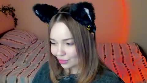 Snapshot of hot_moon_666 chatting on June 12, 6:18 pm Moon online show from June 12, 6:18 pm