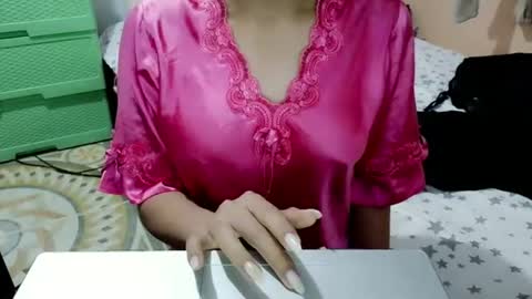 Snapshot of hot_natashia chatting on June 21, 5:10 am Hot CrisssXCX online show from June 21, 5:10 am