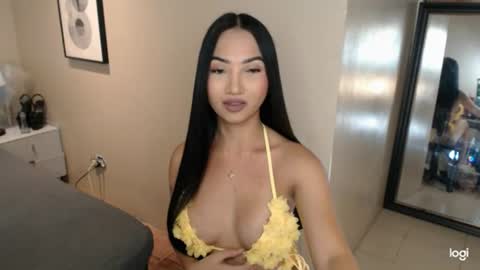 hot_nikki69 online show from July 14, 6:46 pm