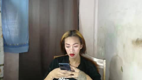 Snapshot of hot_petit69 chatting on November 9, 6:01 am hot_petit69 online show from November 9, 6:01 am