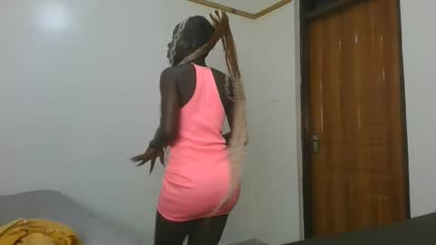 Hot petite online show from March 24, 11:59 am