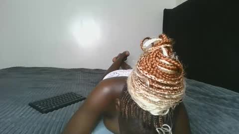 Hot petite online show from March 25, 5:52 pm