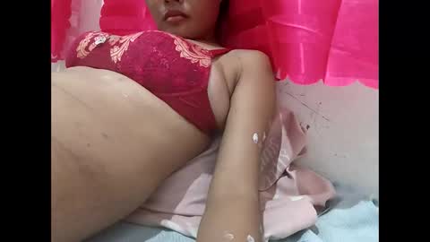 Snapshot of hot_quin11 chatting on December 23, 10:10 am hot_quin11 online show from December 23, 10:10 am