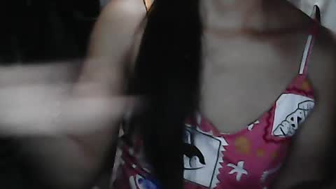Snapshot of hot_quin11 chatting on June 19, 8:23 pm hot_quin11 online show from June 19, 8:23 pm