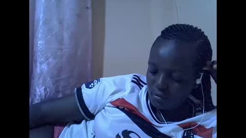 Snapshot of hot_raylah chatting on January 17, 11:08 pm RAYLAH online show from January 17, 11:08 pm