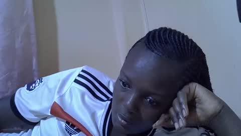 Snapshot of hot_raylah chatting on January 19, 3:10 am RAYLAH online show from January 19, 3:10 am