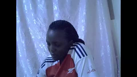 Snapshot of hot_raylah chatting on February 17, 6:25 pm RAYLAH online show from February 17, 6:25 pm