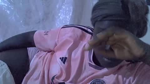 Snapshot of hot_raylah chatting on February 18, 11:55 pm RAYLAH online show from February 18, 11:55 pm