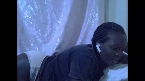 Snapshot of hot_raylah chatting on February 21, 10:55 pm RAYLAH online show from February 21, 10:55 pm