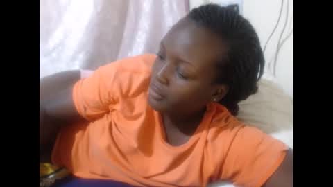 Snapshot of hot_raylah chatting on February 25, 10:52 pm RAYLAH online show from February 25, 10:52 pm