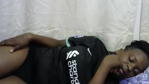 Hot rinah online show from December 4, 7:17 am