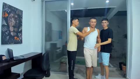 Vanesa Oliver and Andrew online show from September 16, 2:23 am