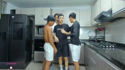 Vanesa Oliver and Andrew online show from September 30, 11:10 pm