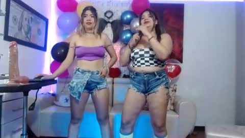 Snapshot of hot_sexy_bunny chatting on November 21, 2:16 pm hot sexy bunny online show from November 21, 2:16 pm