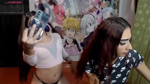 hot_skiiny online show from December 3, 4:53 am