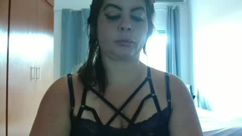 couple without tabus online show from January 6, 10:30 am