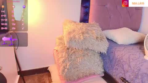 Alana online show from October 17, 2:19 pm