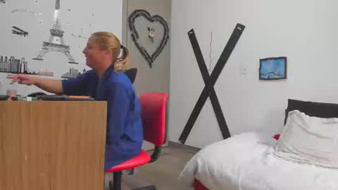 hotandfierylatinos online show from January 4, 3:28 pm
