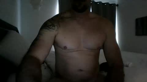 hotandhard123321 online show from May 25, 11:05 am
