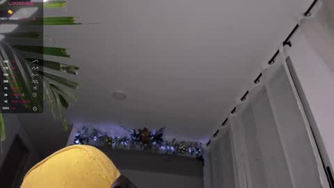 Andrew xdres08 online show from December 4, 2:42 am