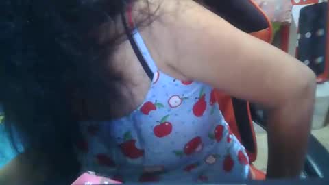 Snapshot of hotbetty_45 chatting on February 24, 7:44 am hotbetty_45 online show from February 24, 7:44 am