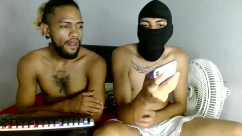 hotbody22_ online show from May 3, 9:10 pm