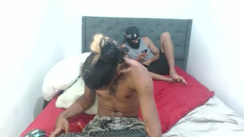 hotbody22_ online show from May 6, 12:08 am