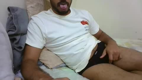 Snapshot of hotboy8677 chatting on February 15, 9:19 am Hotboy8677 online show from February 15, 9:19 am