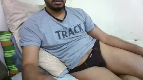 Snapshot of hotboy8677 chatting on February 16, 8:21 am Hotboy8677 online show from February 16, 8:21 am