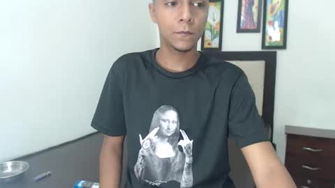 hotboyluxe online show from February 17, 3:25 am