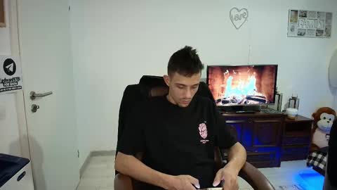 Snapshot of hotboyshorny chatting on February 5, 7:57 am Hotboyshorny online show from February 5, 7:57 am