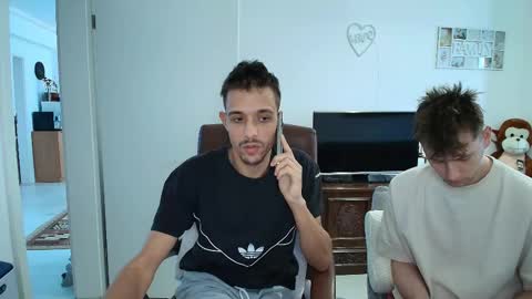 Snapshot of hotboyshorny chatting on February 12, 7:25 am Hotboyshorny online show from February 12, 7:25 am