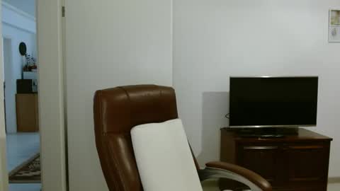 Snapshot of hotboyshorny chatting on February 15, 10:14 am Hotboyshorny online show from February 15, 10:14 am