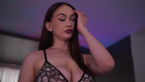 Anais online show from January 6, 9:13 am