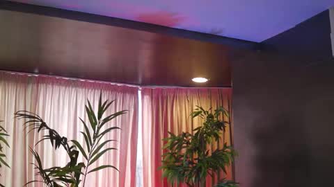 Snapshot of hotbustybabex chatting on February 15, 10:03 am Anais online show from February 15, 10:03 am