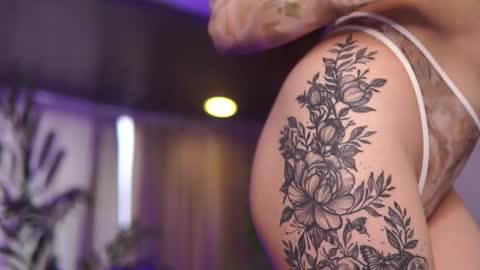 Anais online show from March 29, 8:47 am