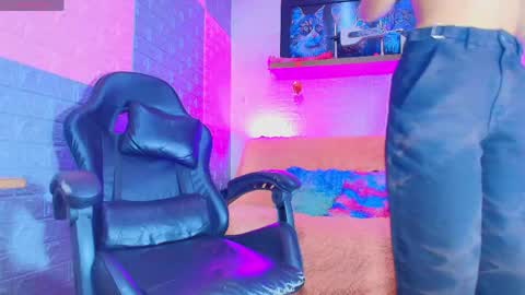 Snapshot of hotcakes_uwu chatting on May 20, 3:24 am Hotcakes online show from May 20, 3:24 am