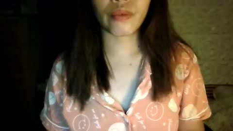 hotchick2099 online show from March 29, 4:07 pm