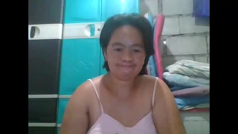 hotchicks4uxx online show from February 16, 1:35 am