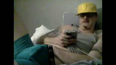 Snapshot of hotcpl_starrandryan chatting on February 5, 4:59 am Hello Fun OFFICIAL Chaturbate online show from February 5, 4:59 am