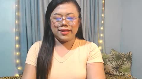 hotcumduo_goddess online show from April 12, 7:30 pm