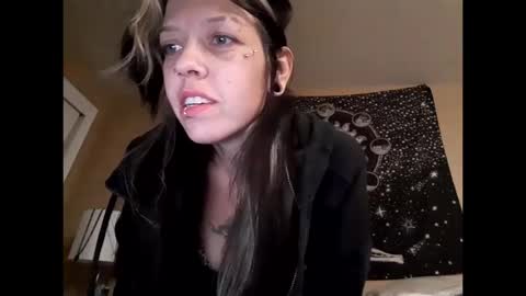 Snapshot of hotdangerousfriend chatting on October 14, 7:20 am hotdangerousfriend online show from October 14, 7:20 am