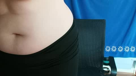 Hot Destany online show from July 8, 9:03 am