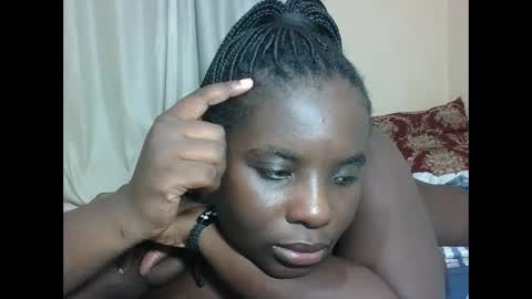 EBBY online show from December 3, 6:17 pm