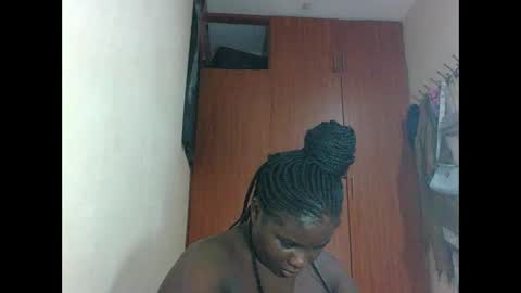 EBBY online show from April 12, 4:34 pm